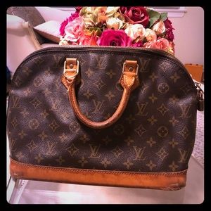 100% Authentic Louis Vuitton Alma